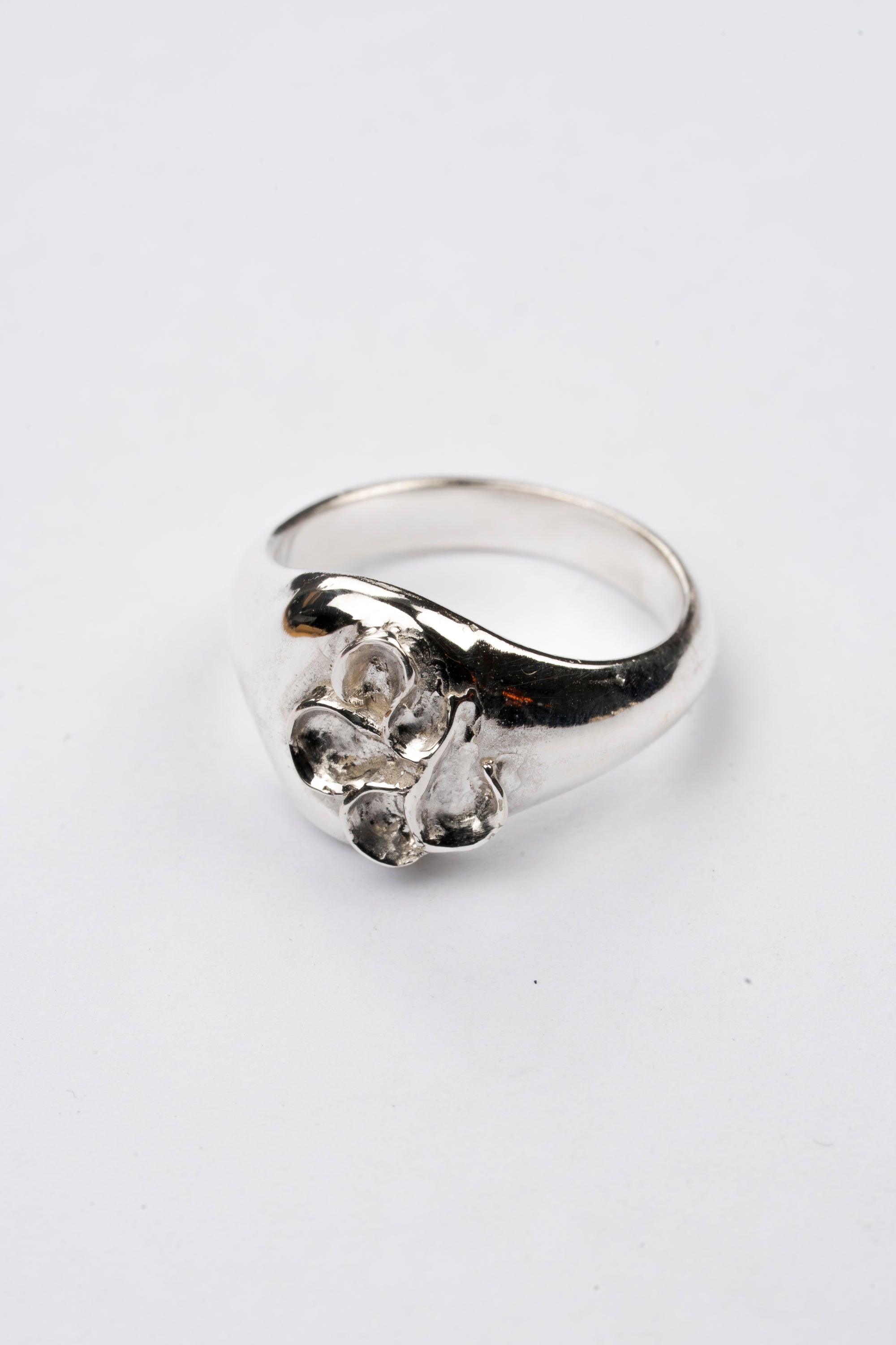 Lily Ring