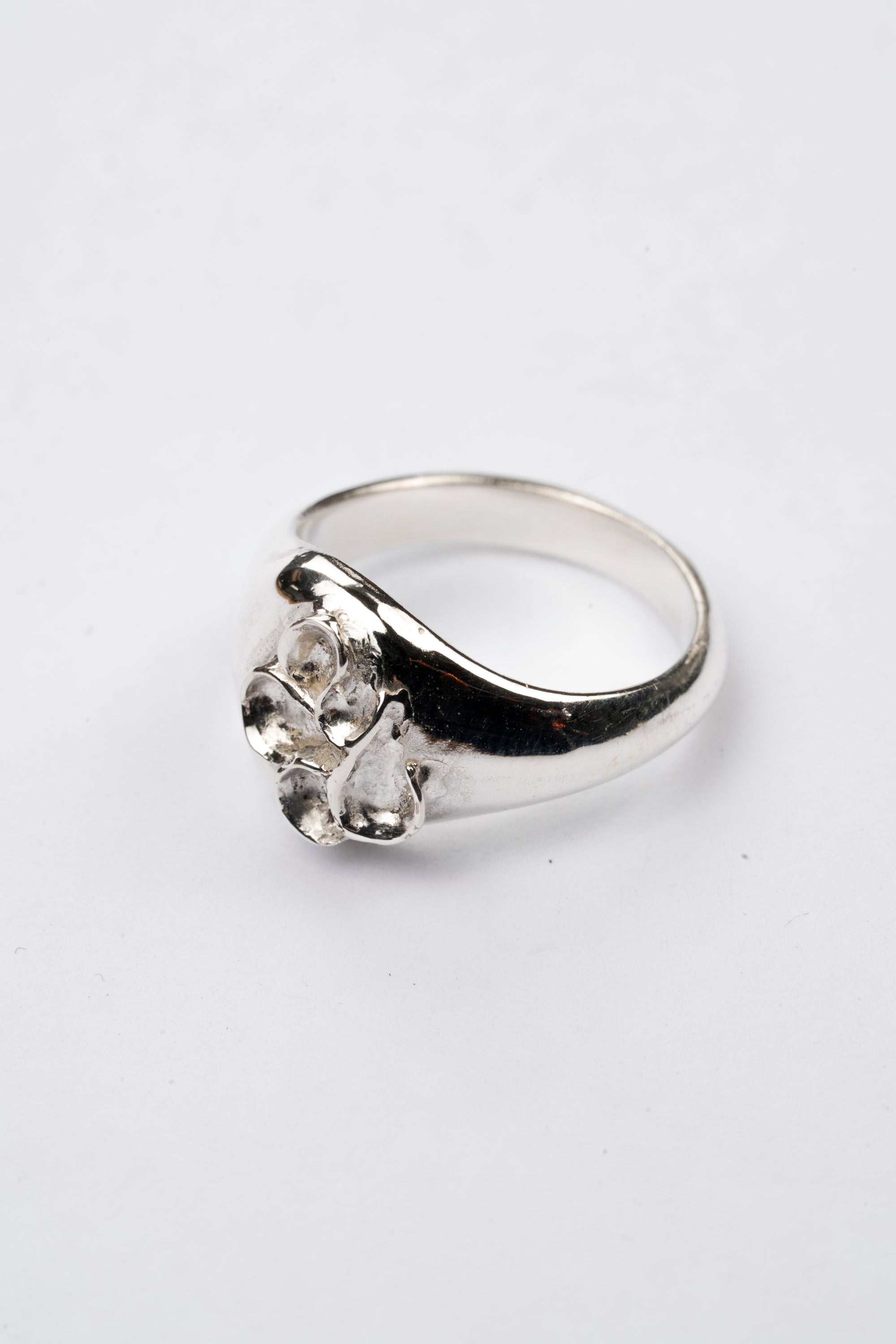 Lily Ring