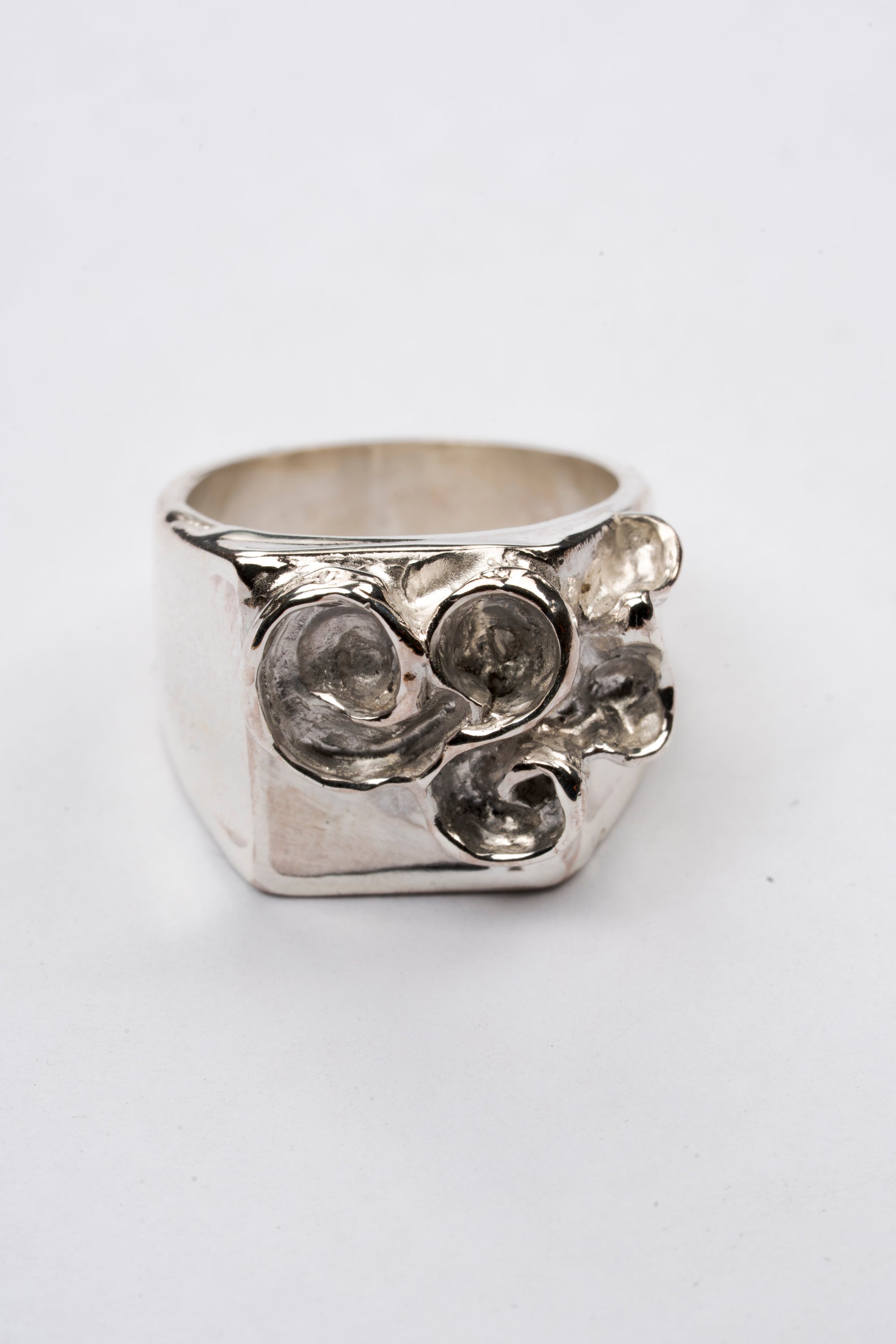 Jasmine Signet