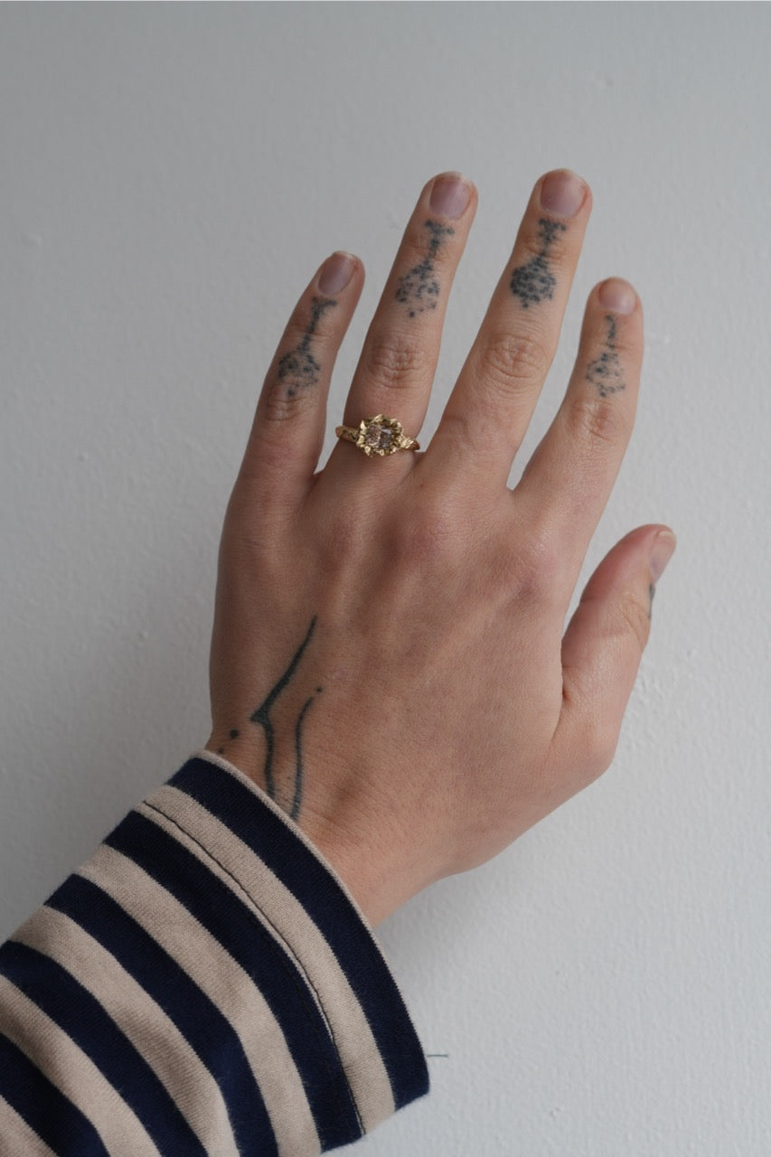 Mirage Fleur Ring - Zircon