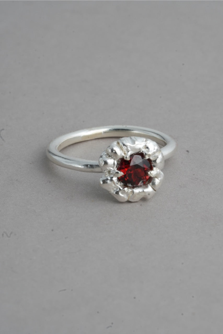 Alice Ring - Garnet