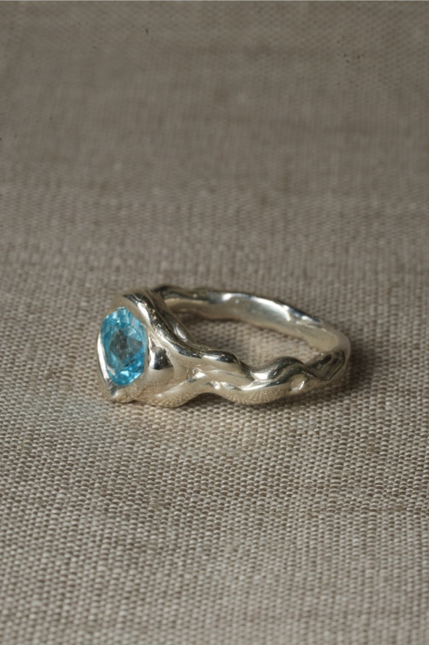 Amphitrite Ring - Topaz