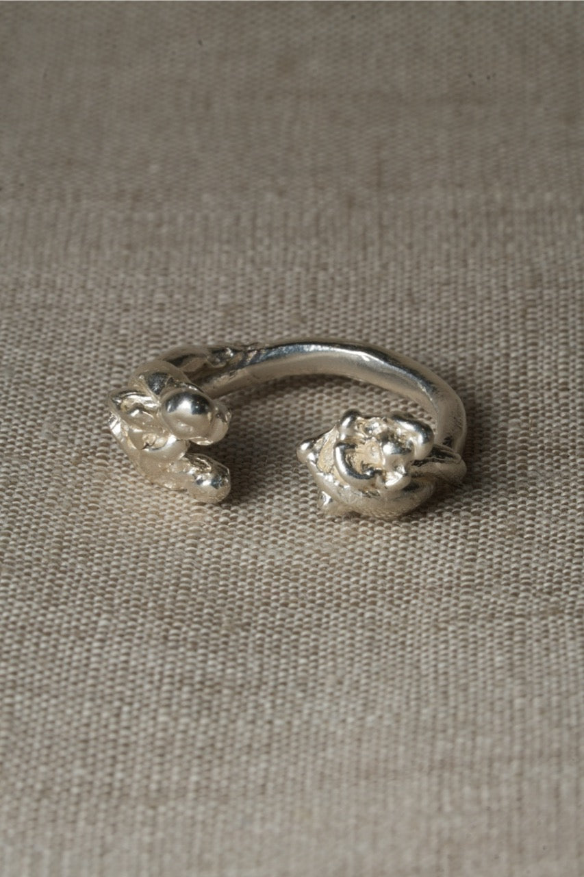 Rose Thorn Ring - L