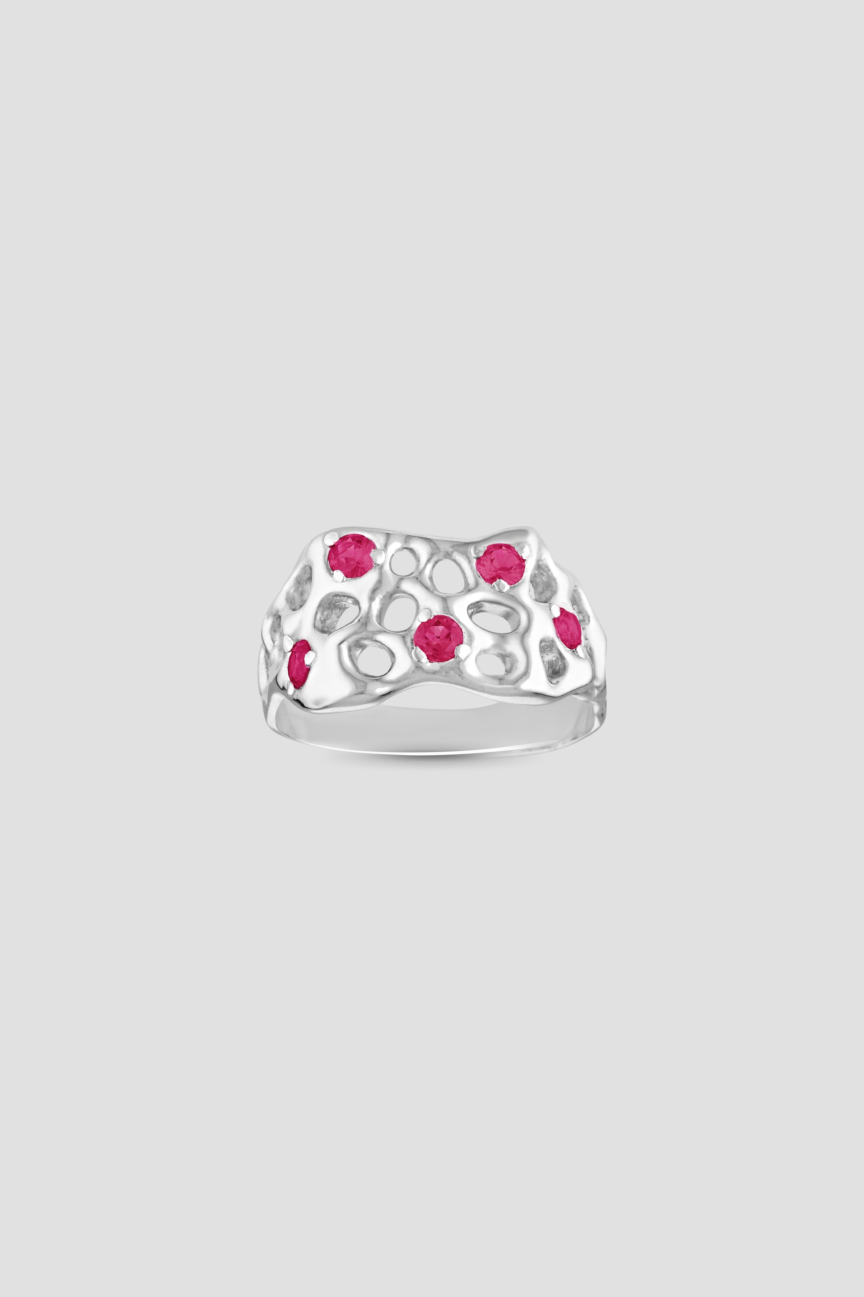 Eon Ring (Ruby)