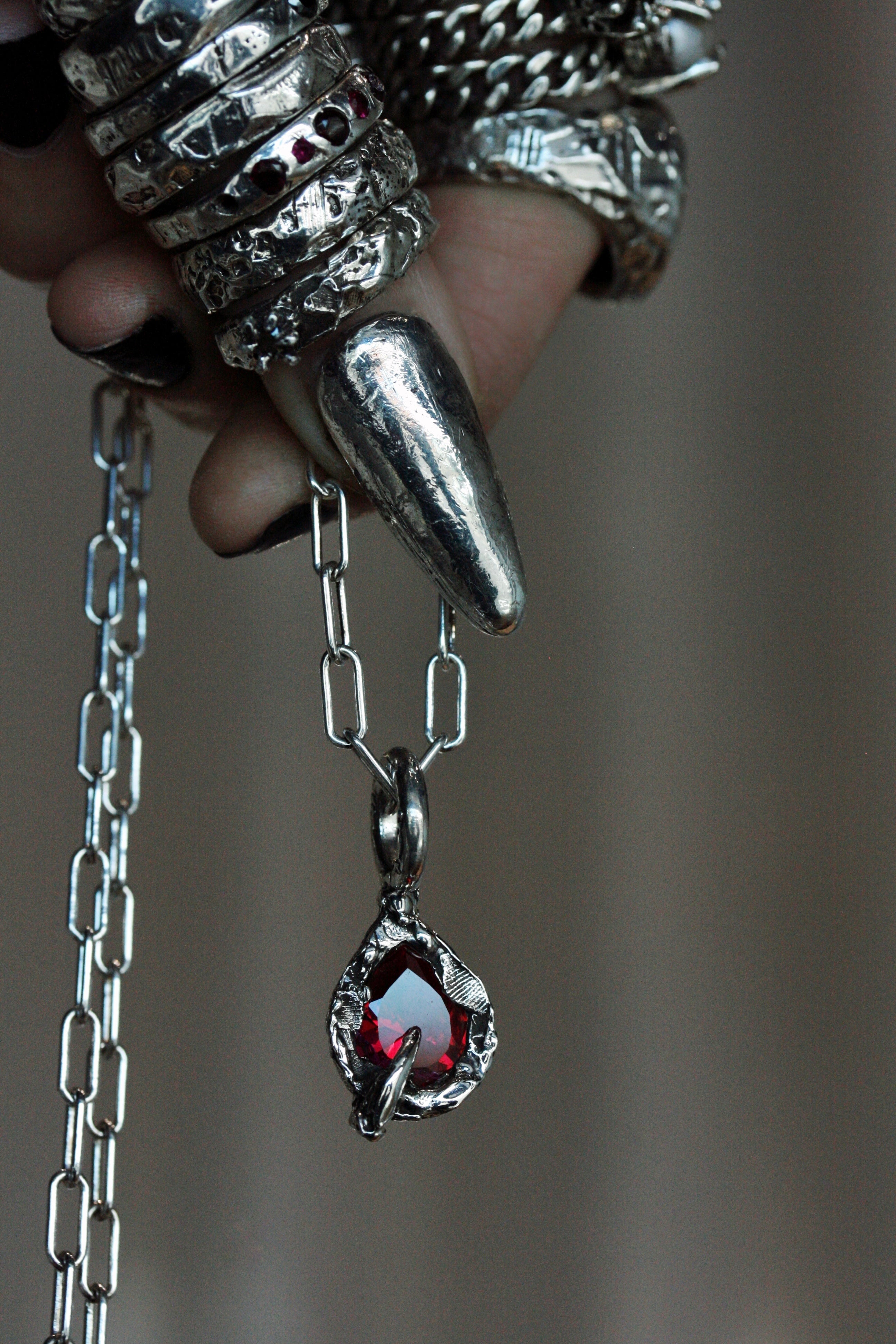 Suspiria Pendant