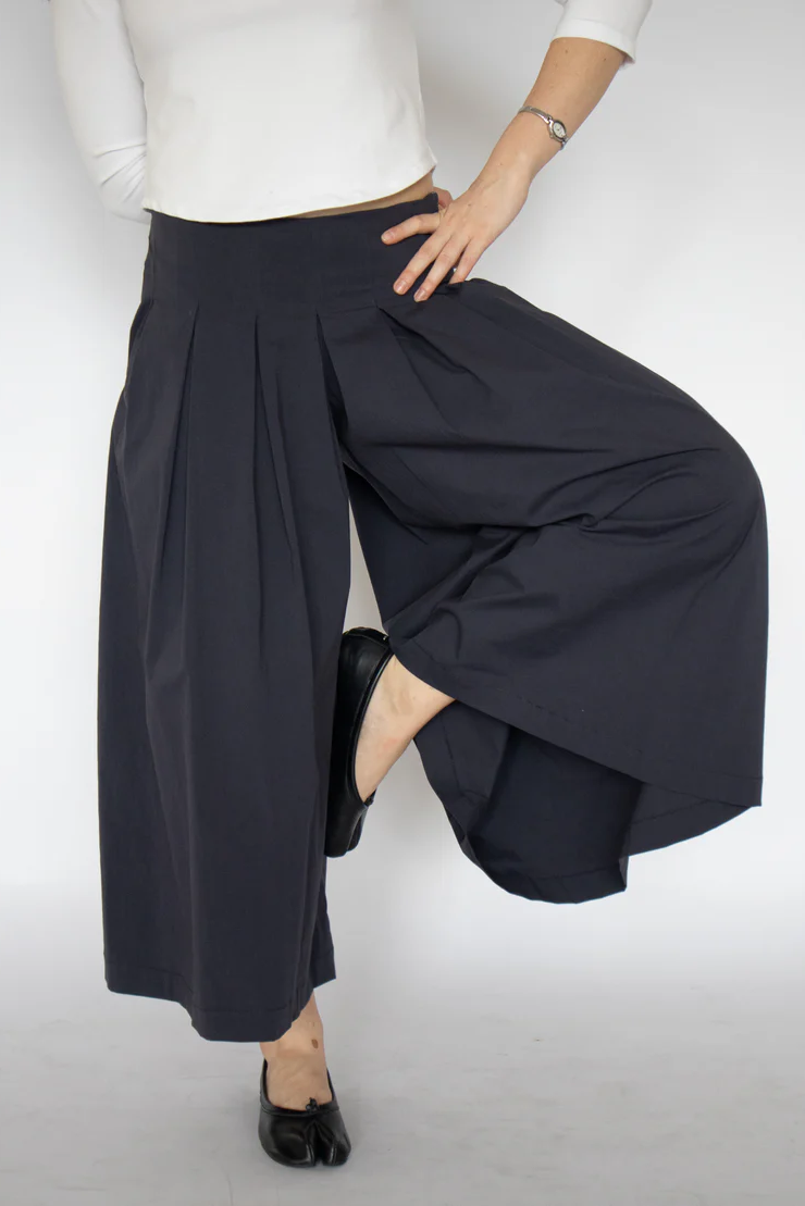 Jules Pleat Pants (Black)