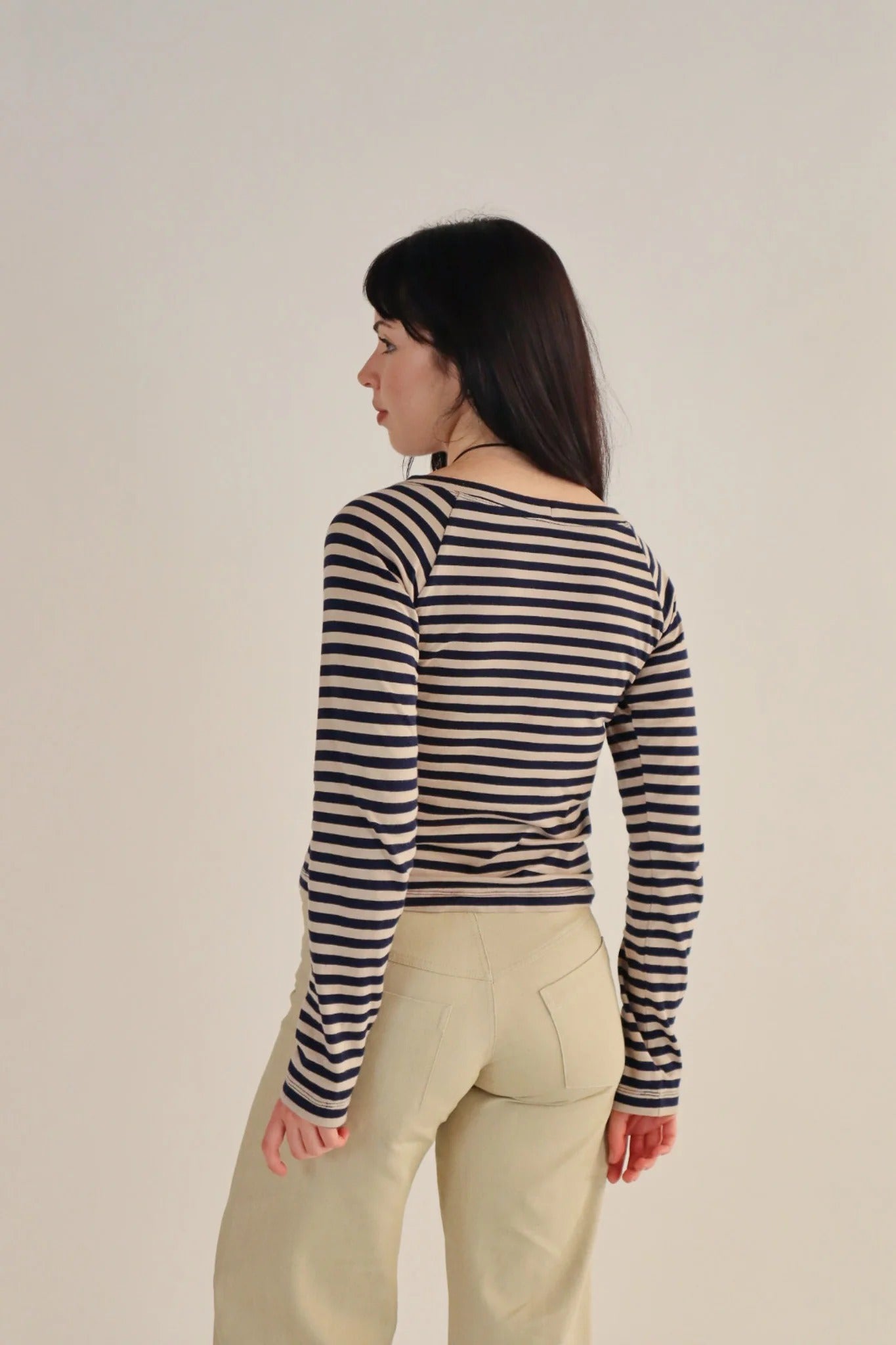 Mia Longsleeve (Cream)