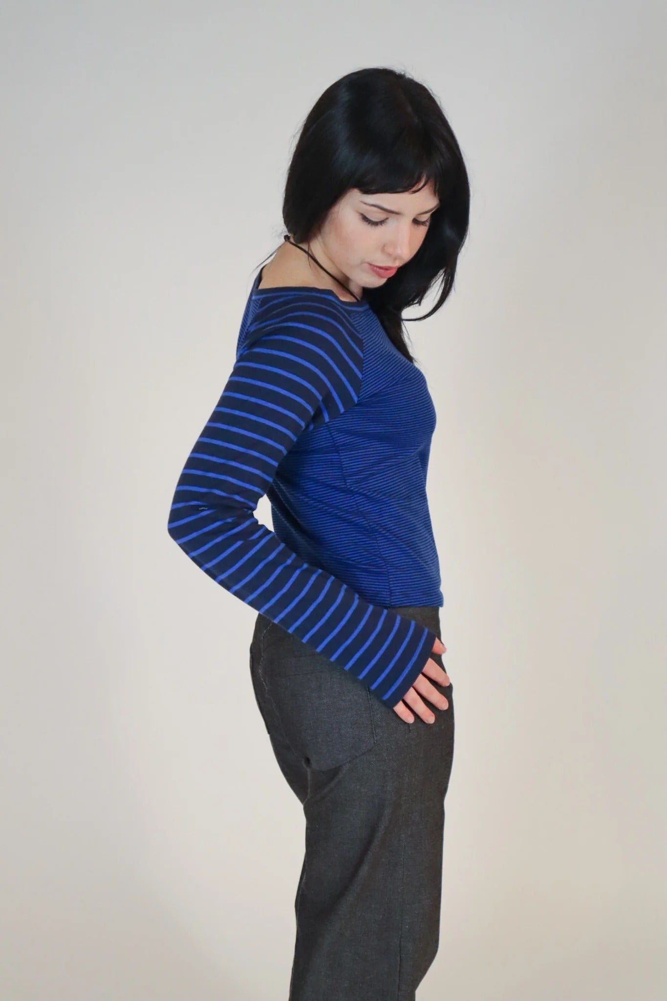 Mia Longsleeve (Navy)