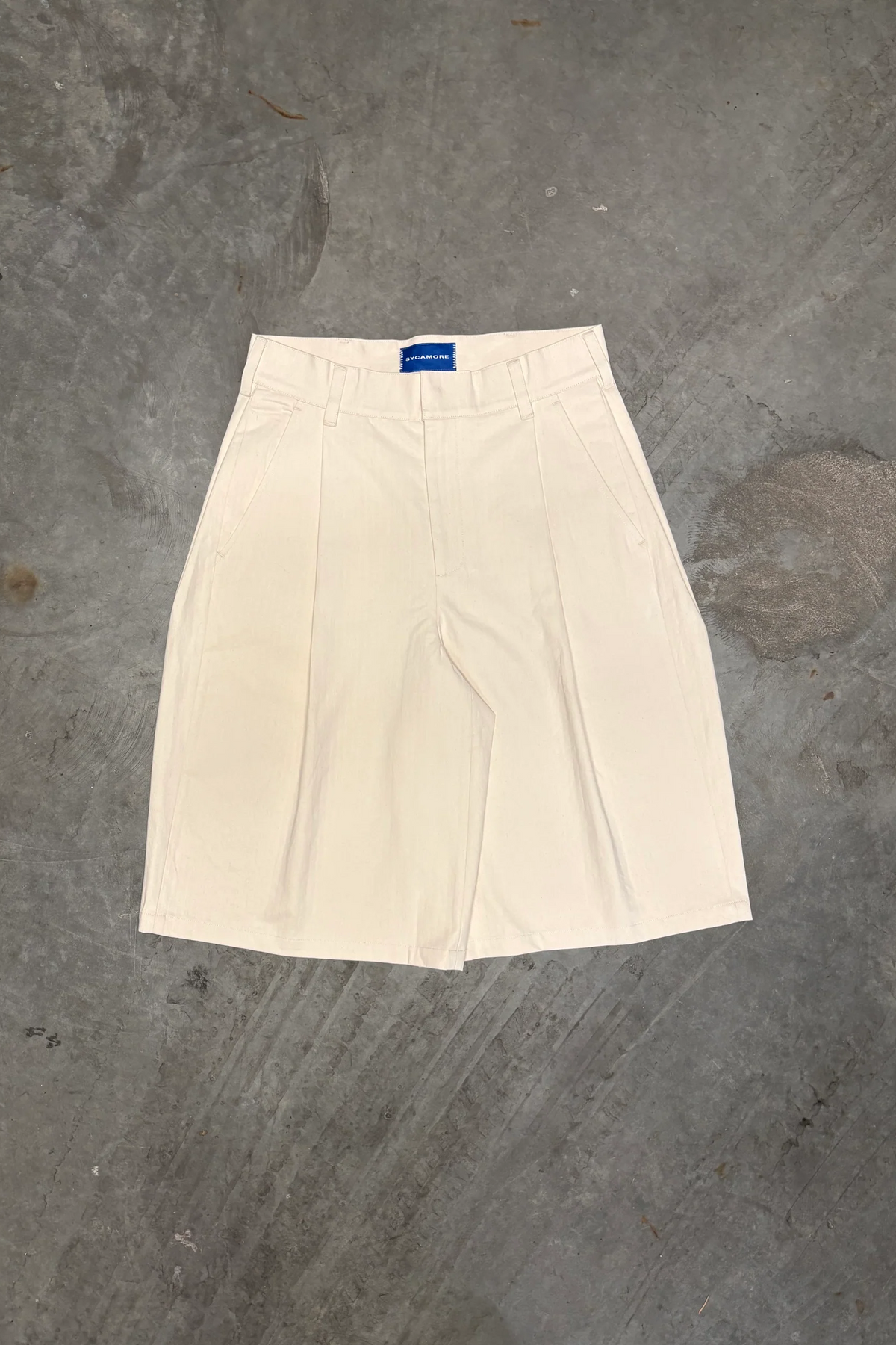 Volume Shorts (Bone)