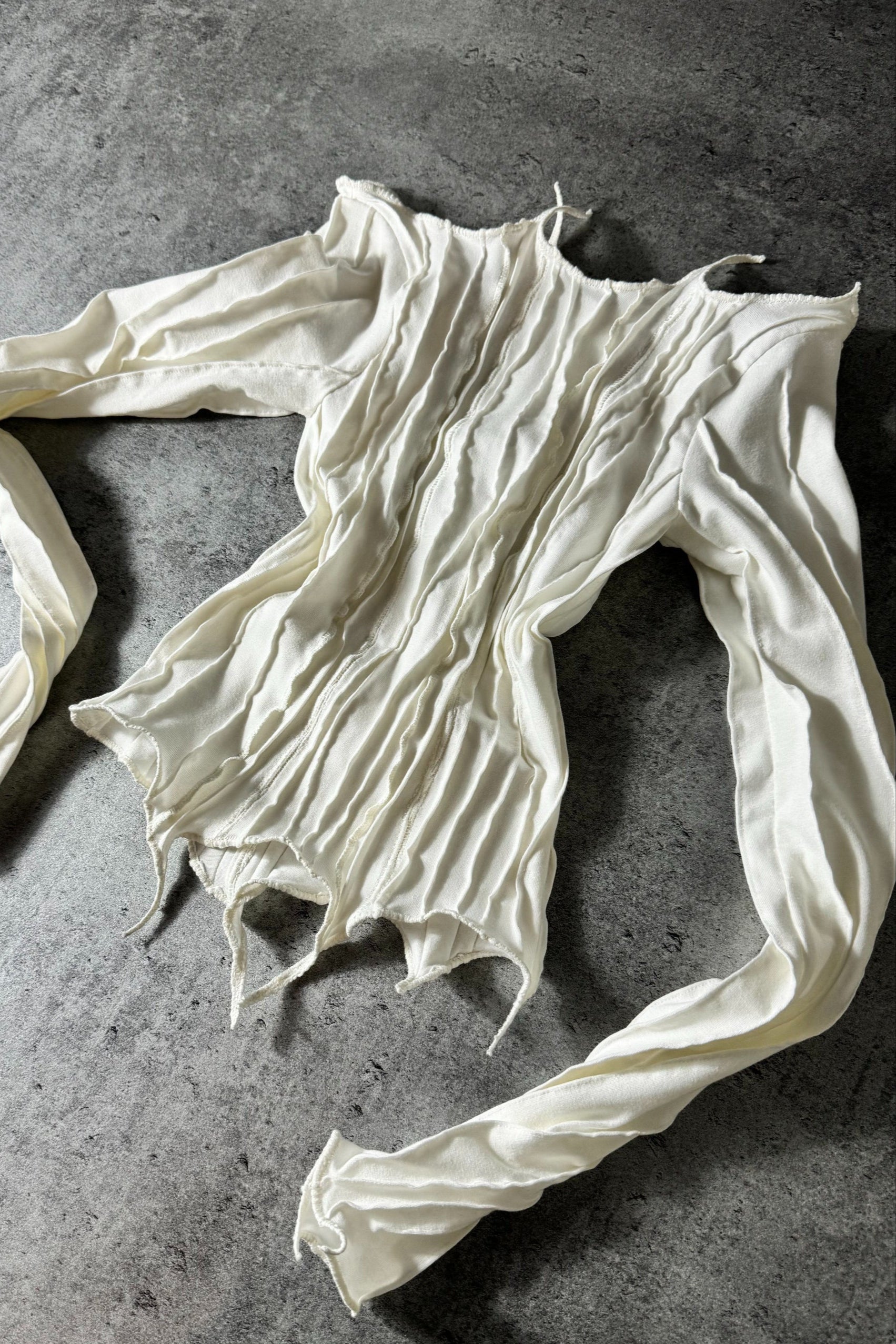 Scraps Bandage Long Sleeve Top (Cream)