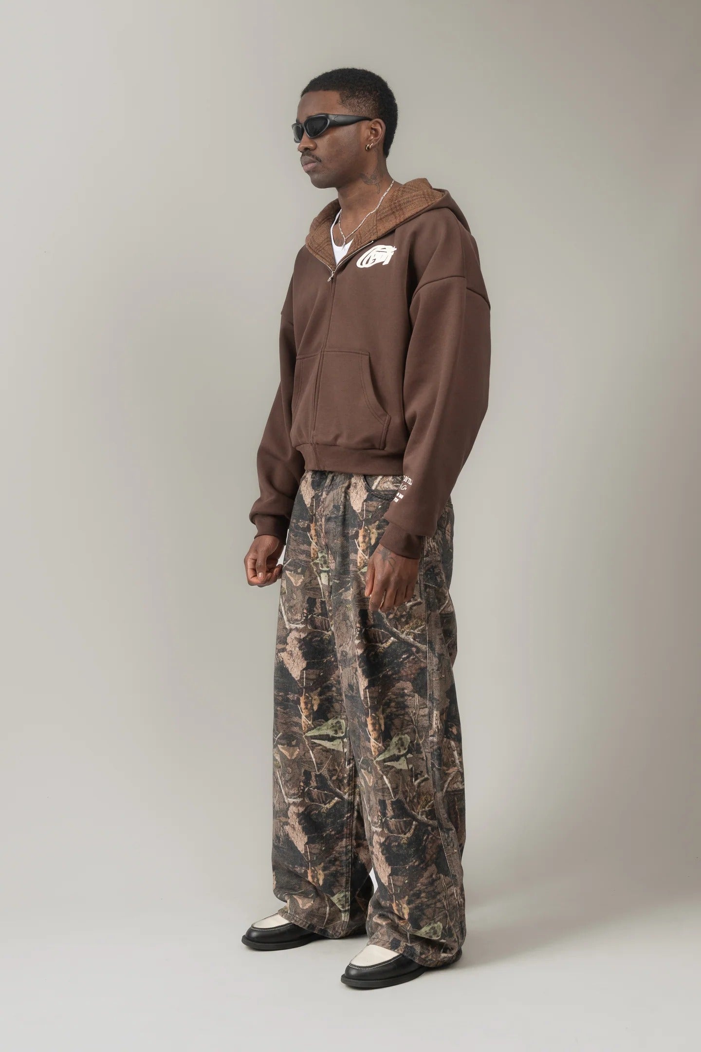 Reversible Zip-up Hoodie (Brown/Plaid)