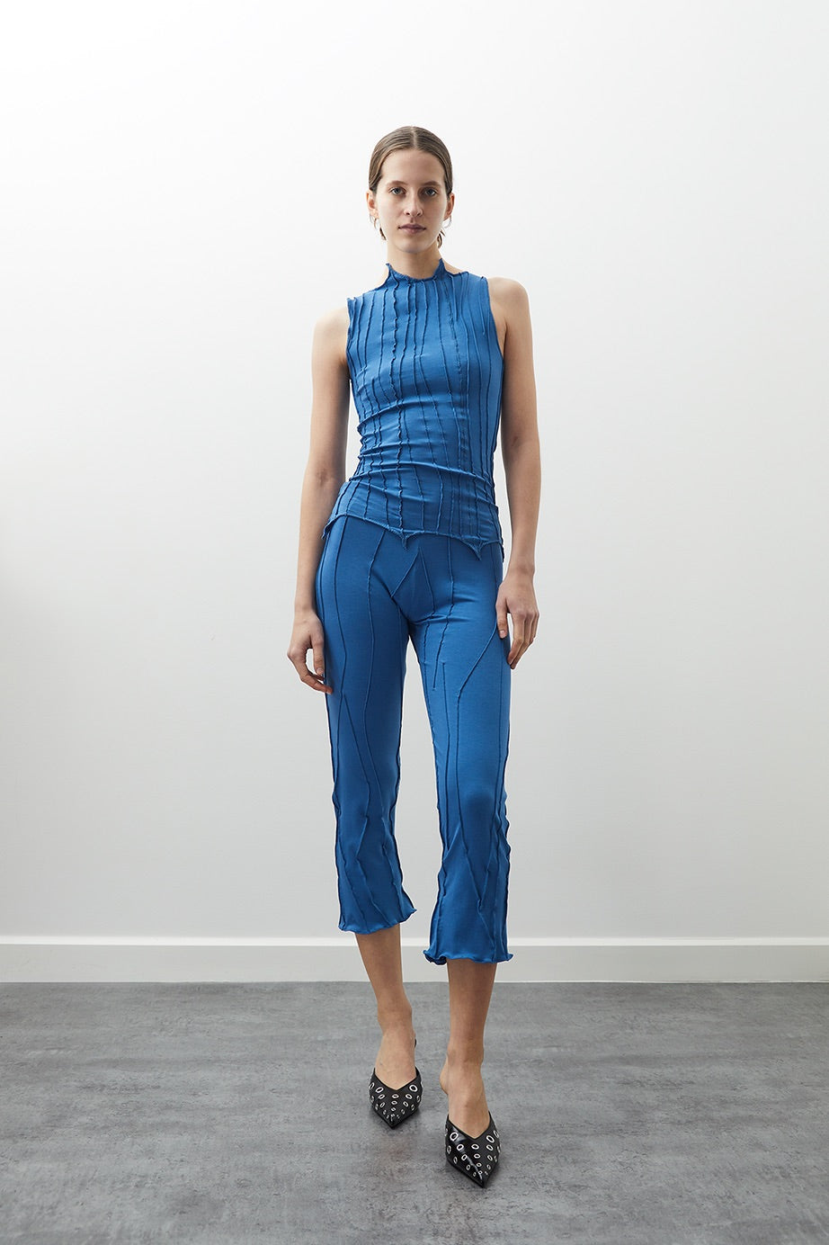 Mid-Calf Flared Pants (Indigo)