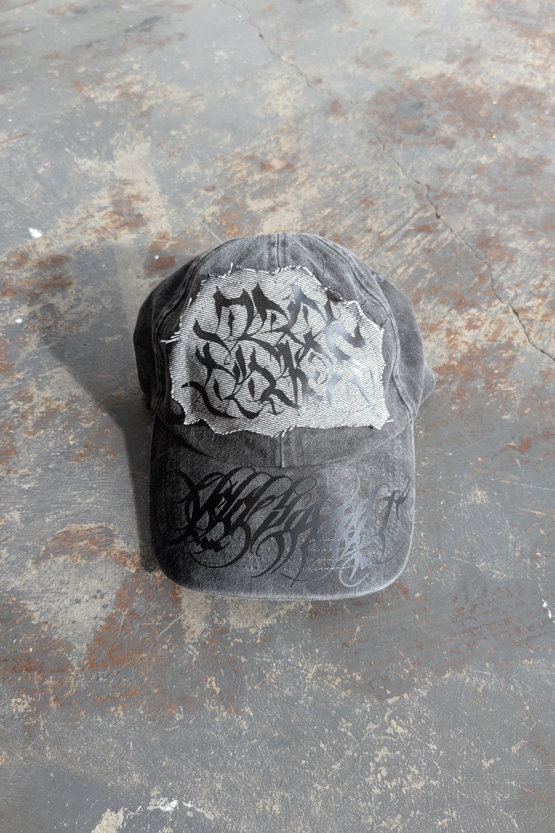 Distressed Cap (Black/Charcoal)