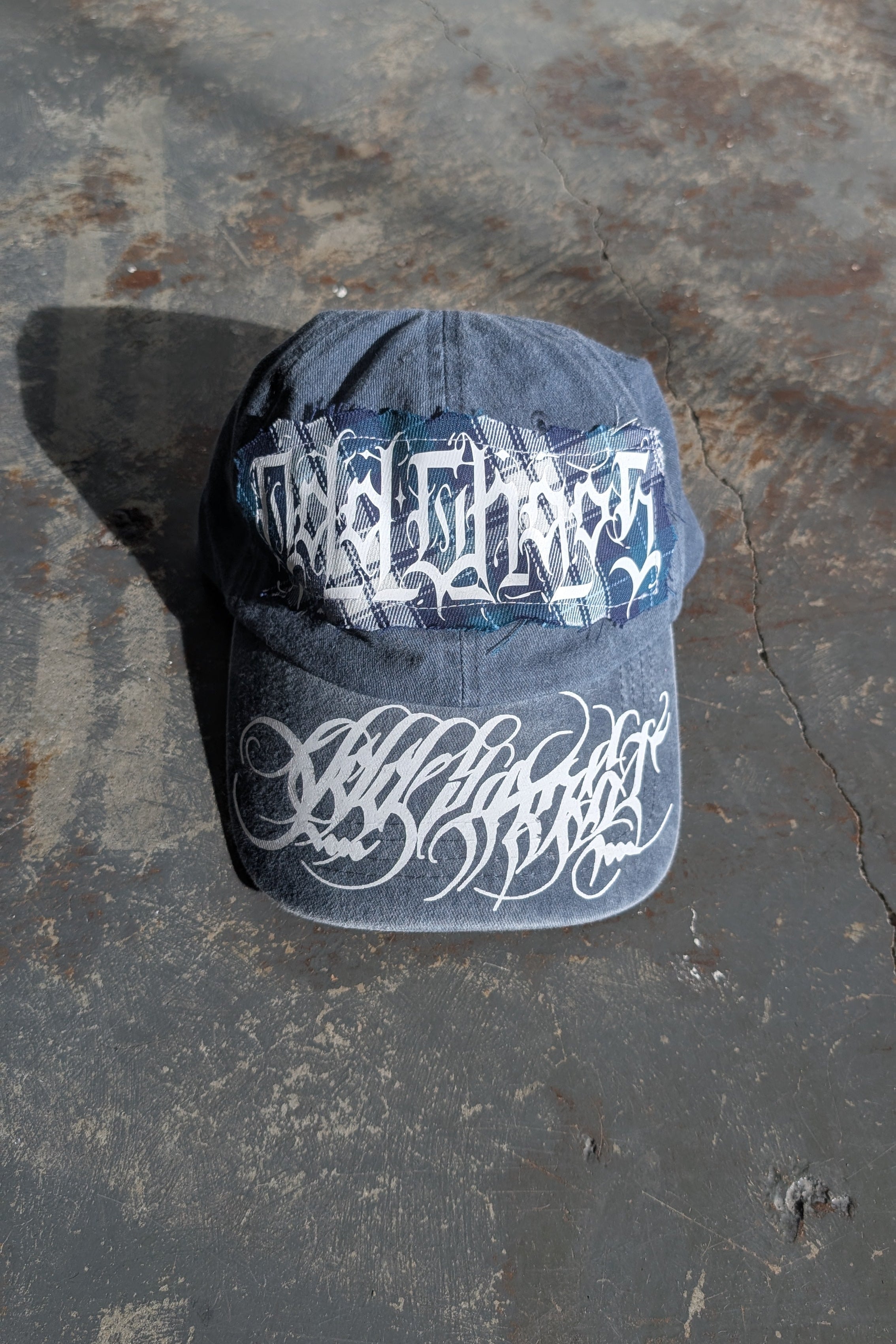 Distressed Cap (Navy/White Plaid)