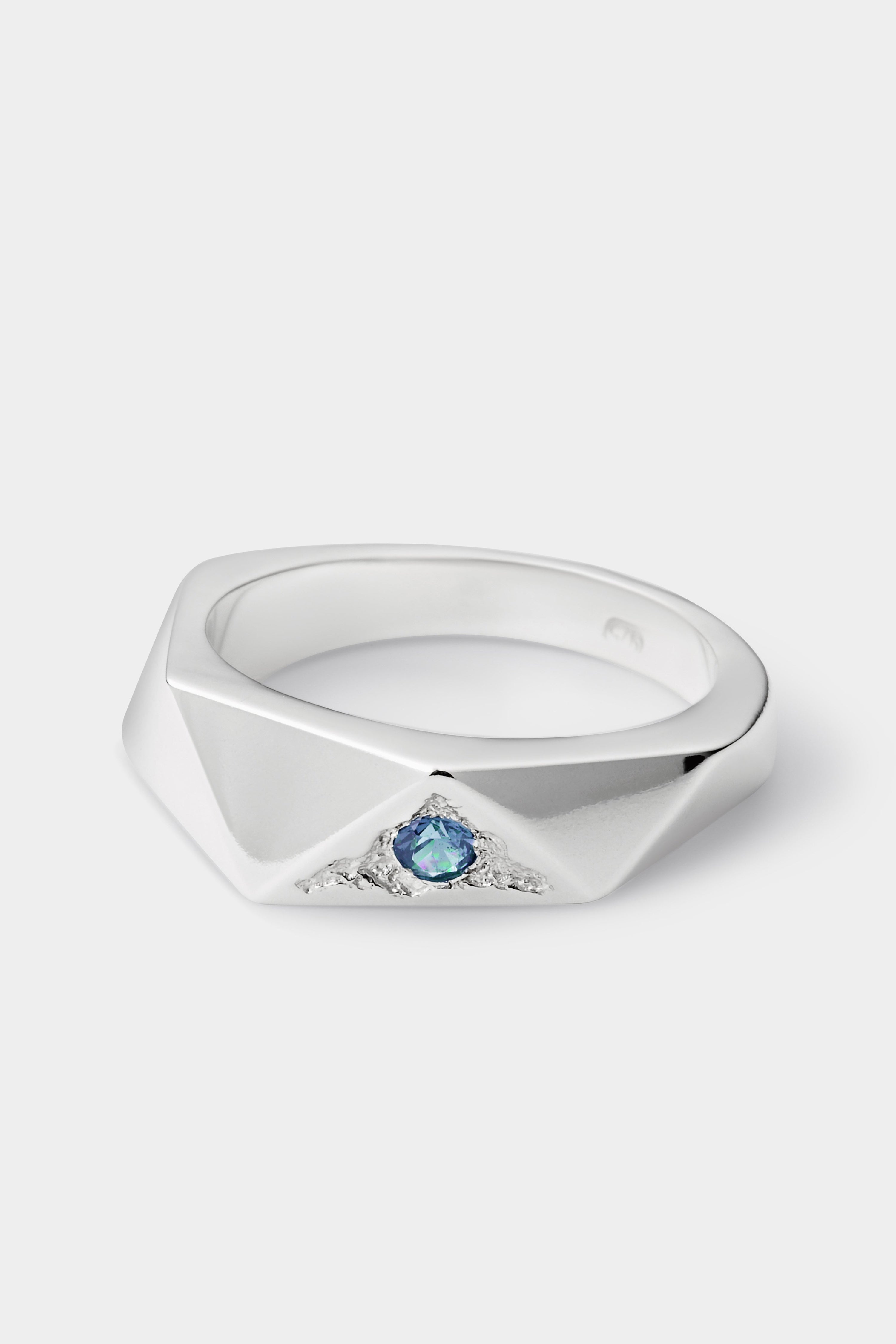 Kite Ring Small (Zircon)