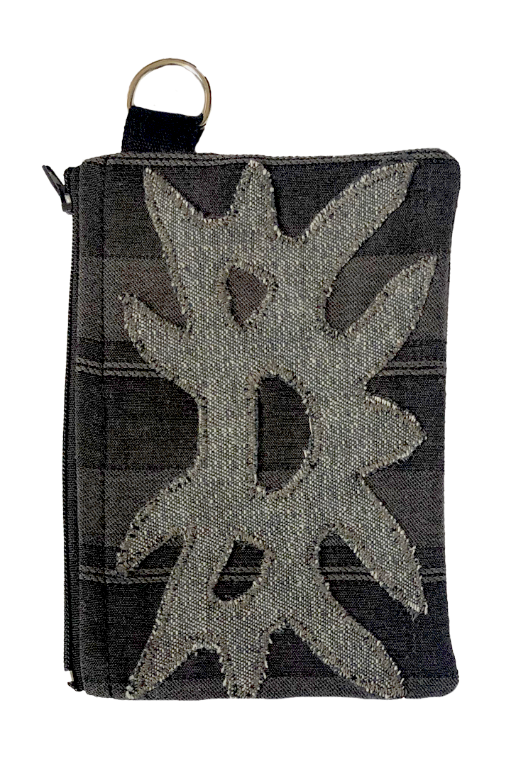 Applique Pouch 05
